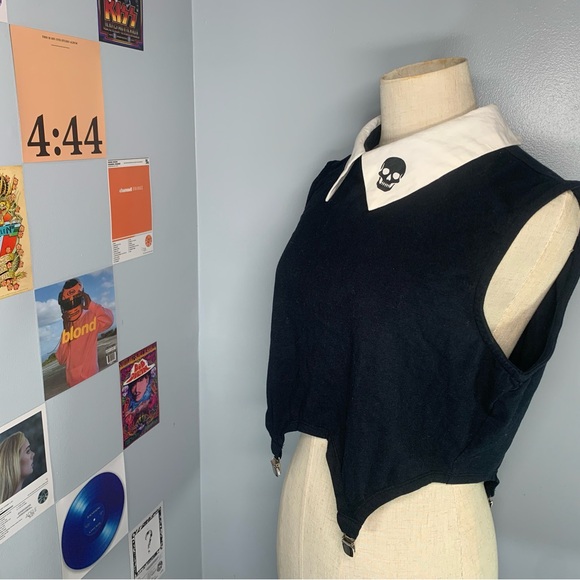 Hot Topic White Skull Gothic Punk Collar Crop Top New With Tags - Picture 8 of 12